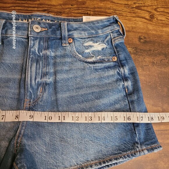 American Eagle Mom Shorts Size 4 Hi Rise Strigid Medium Light Wash NWT - Picture 9 of 13